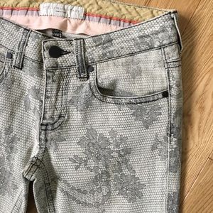 Stella McCartney Lace Gray Jeans 26